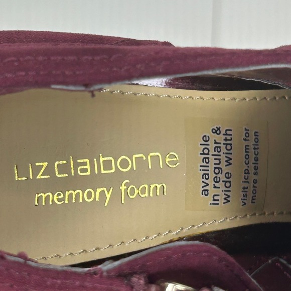 Liz Claiborne Women's Burgundy Suede Ankle Booties – Size 5M, Block Heel Zip - Picture 9 of 11